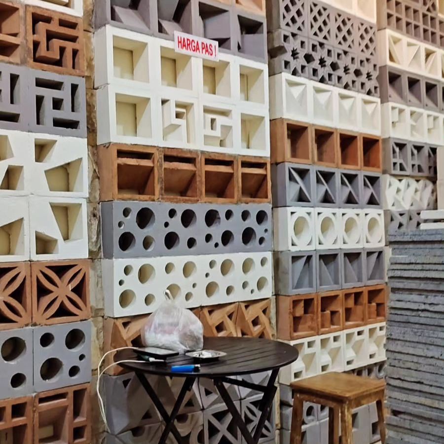 Roster Minimalis - Tempel Expose